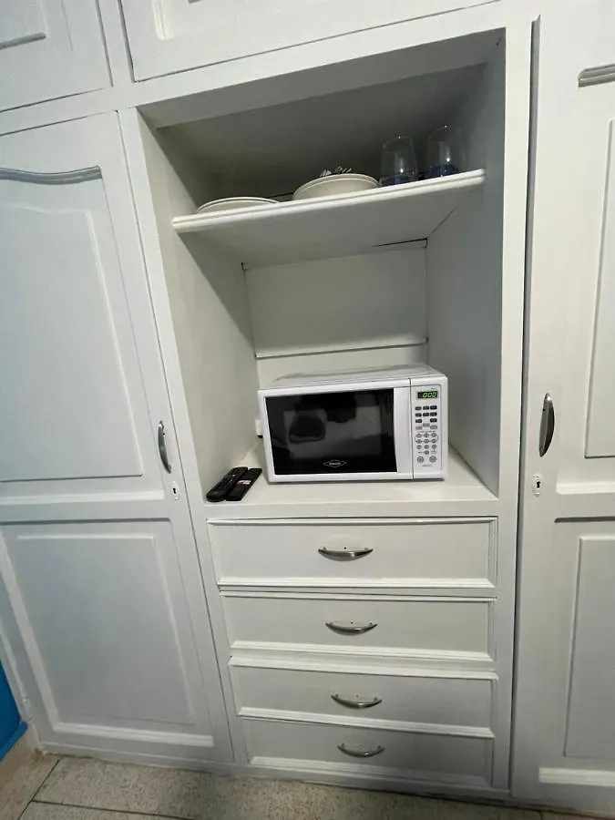 Habitacion Privada Y Comoda Medellin -Laureles 5 Apartment
